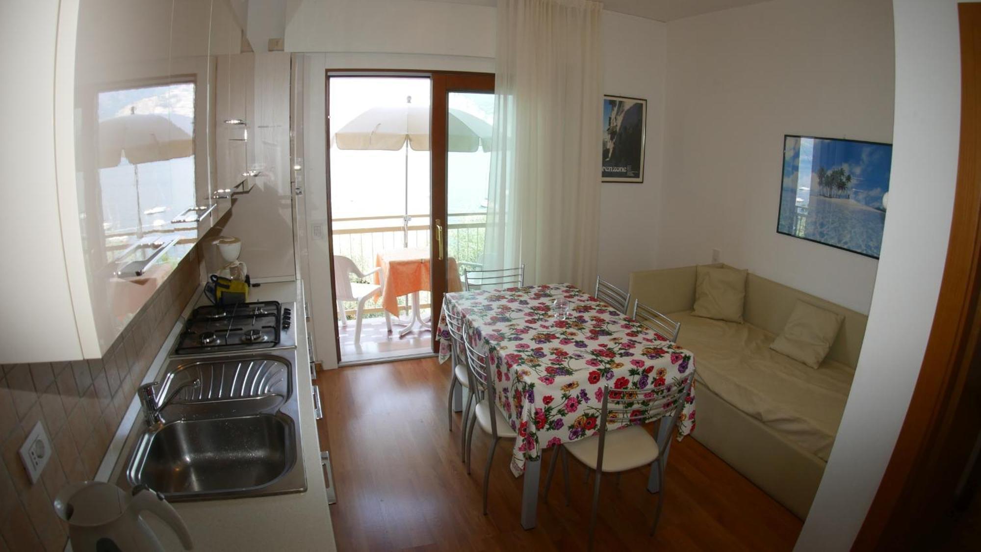 Residence Casa Maria Assenza di Brenzone Εξωτερικό φωτογραφία