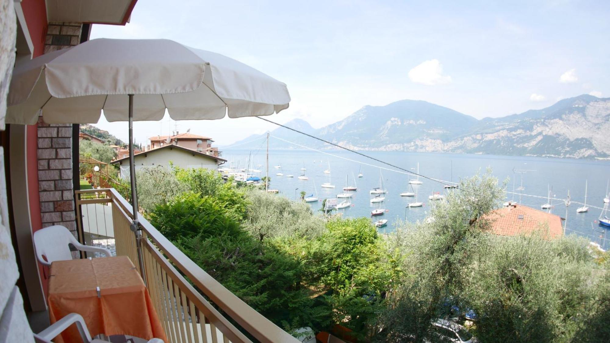 Residence Casa Maria Assenza di Brenzone Εξωτερικό φωτογραφία