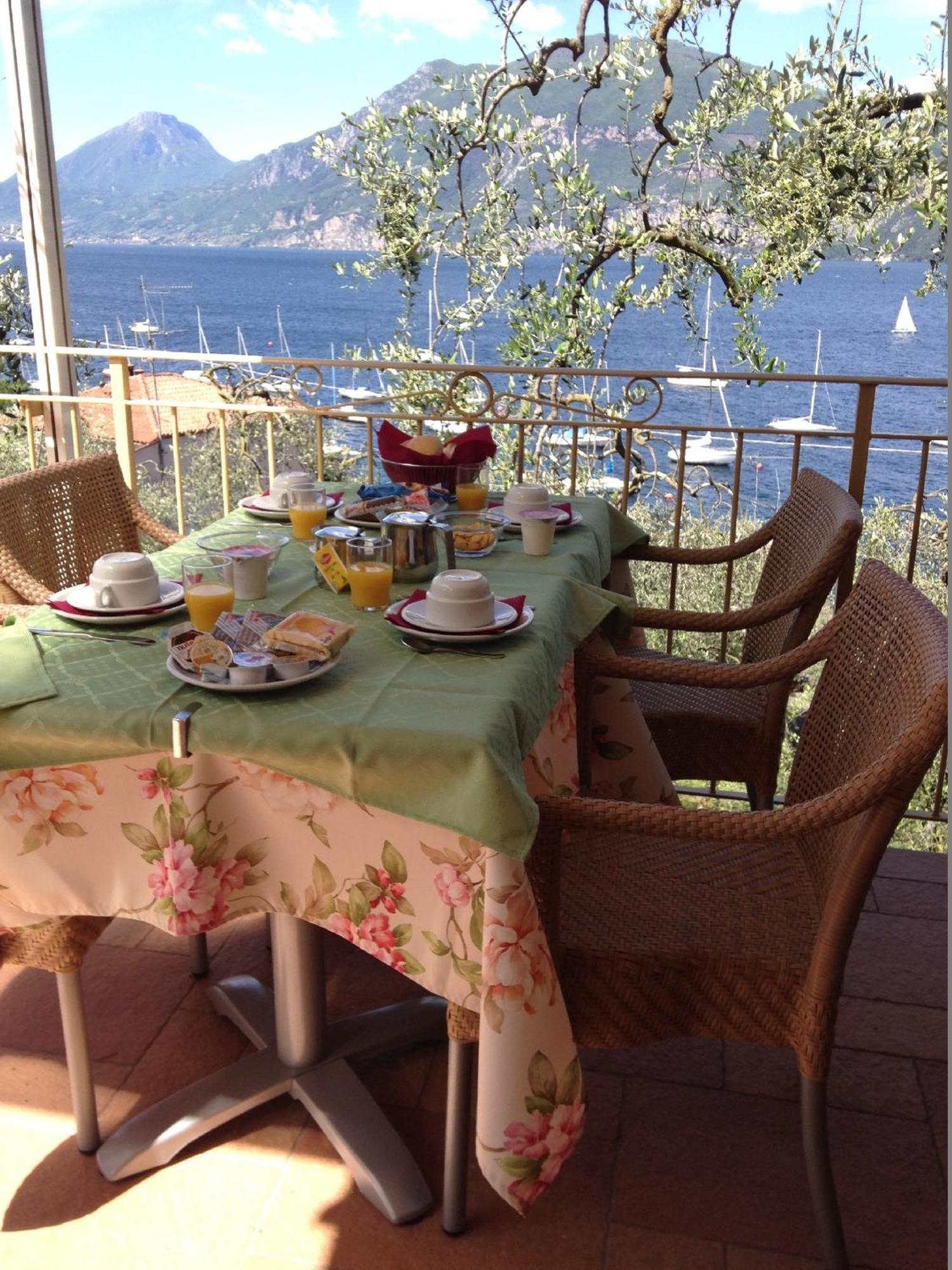 Residence Casa Maria Assenza di Brenzone Εξωτερικό φωτογραφία